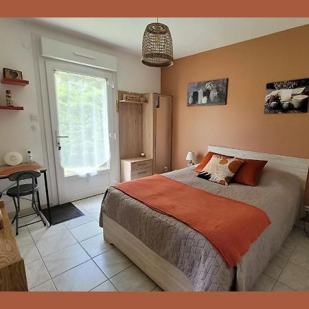 Vivre Benaise Chambre D'Hotes Chaunac Exteriör bild