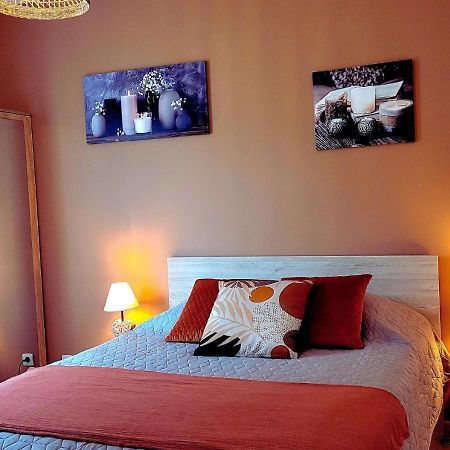 Vivre Benaise Chambre D'Hotes Chaunac Exteriör bild