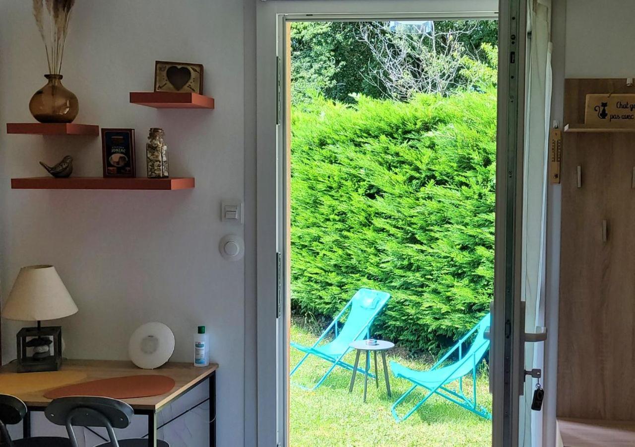 Vivre Benaise Chambre D'Hotes Chaunac Exteriör bild